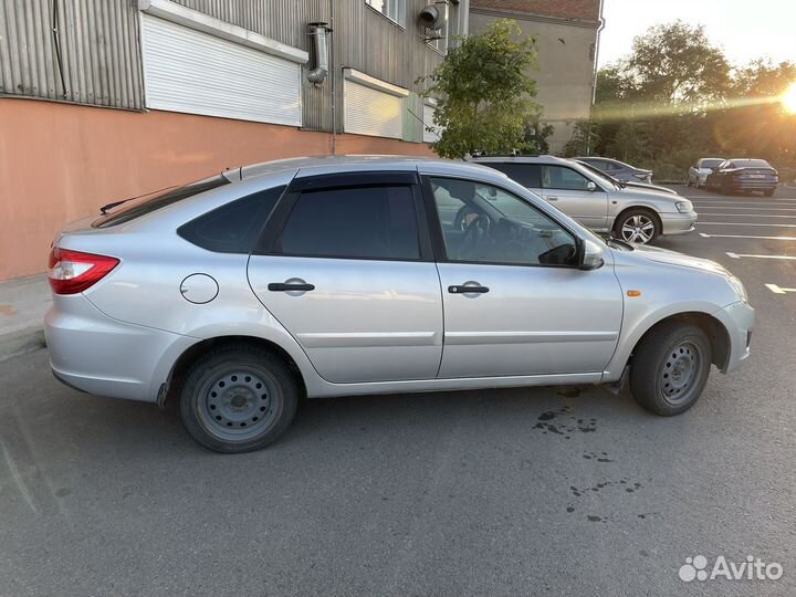 LADA Granta 1.6 МТ, 2015, 99 000 км