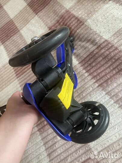 Новый самокат трехколесный
