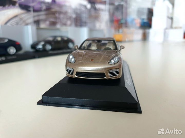 Porsche Panamera Turbo S 970 2014 1/43 Minichamps