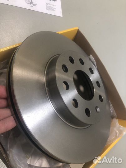Вентилируемый тормозной диск пер. skoda octavia a7