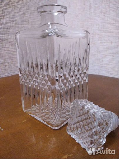 Графин хрустальный