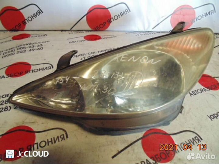 Фара на toyota estima ACR30