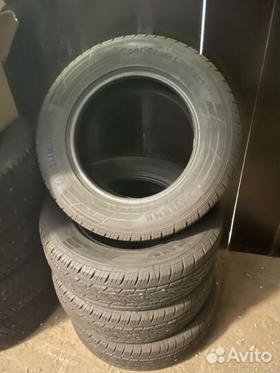 Continental ContiCrossContact LX2 215/65 R16