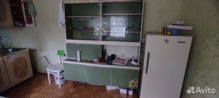 Буфеты и серванты старинные