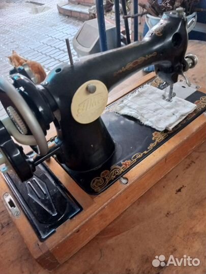 Швейная машинка
