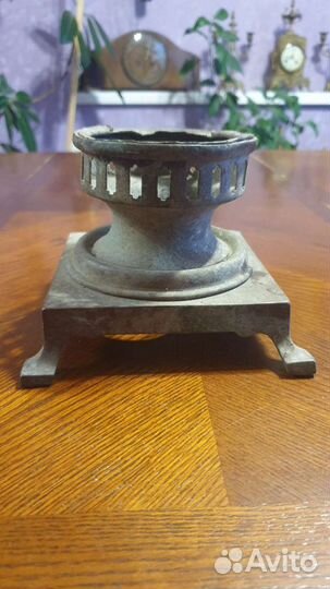 Старинная станина самовар на дровах