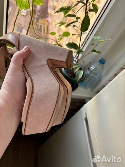 Босоножки Zara 38 размер