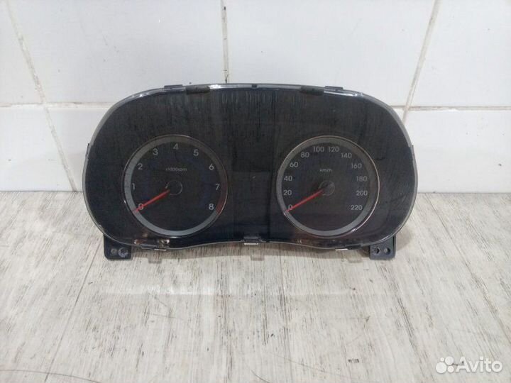 Панель приборов Hyundai Solaris 2010-2017