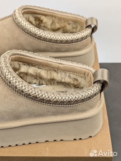 Ugg Tazz Platform Sand
