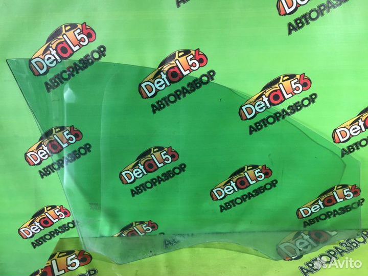 Стекло двери переднее левое Renault Megane 2