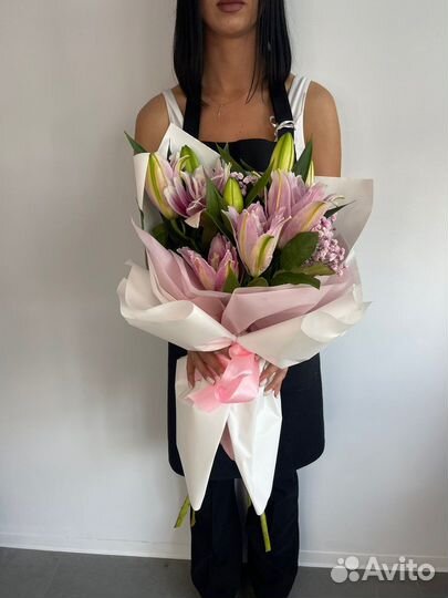 Букет лилий