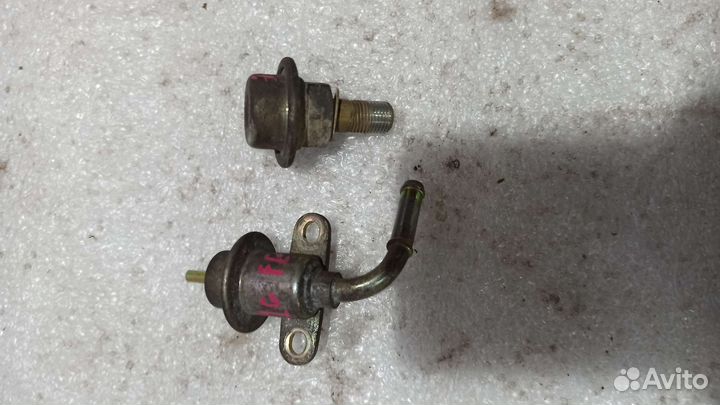 Регулятор давления топлива Toyota chaser