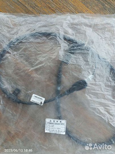 Трос стояночного тормоза