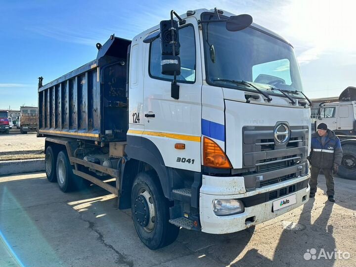 Hino 500 (Ranger), 2015