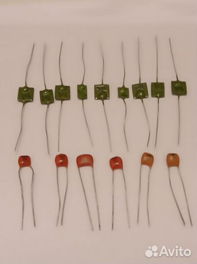 Конденсаторы км