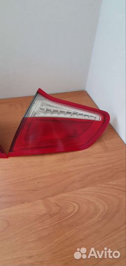 Фонари задние в крышку багажника Citroen c4