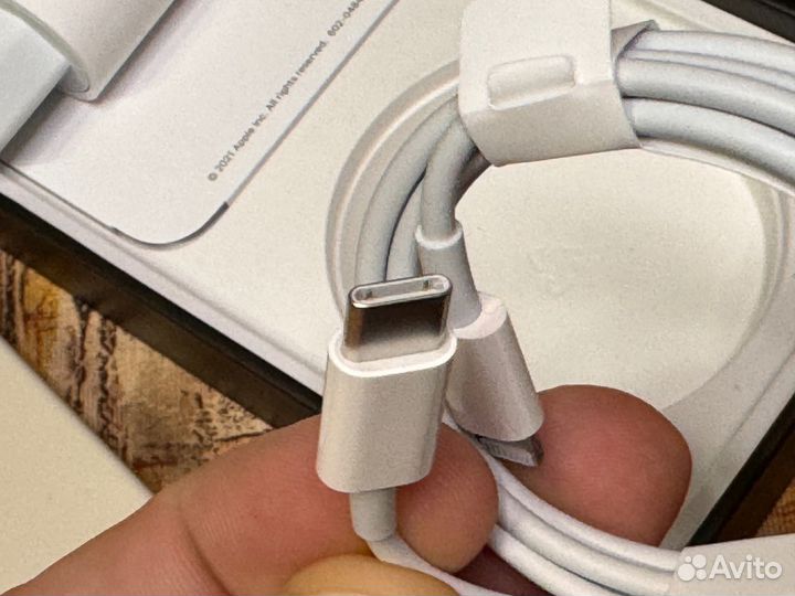 Быстрая зарядка для iPhone 20w