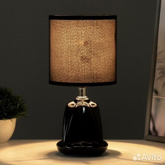 Настольная лампа 'Лаура' Е14 40Вт чёрный 13х13х25