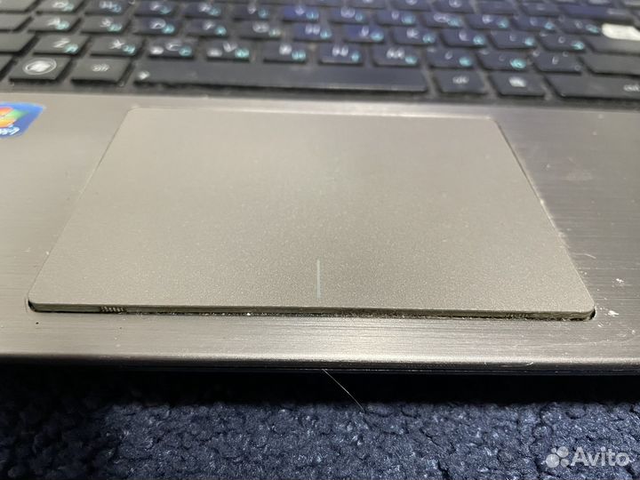 Ноутбук asus