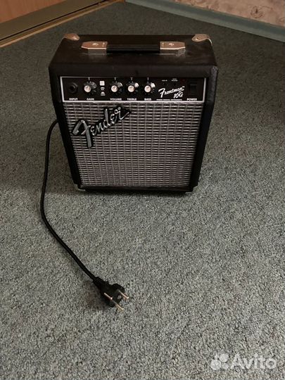 Комбоусилитель fender frontman 10G 10 watts