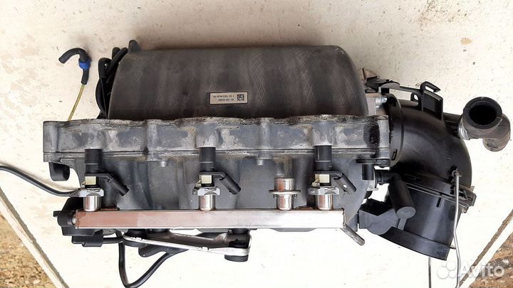 Впускной коллектор M272 Mercedes-Benz