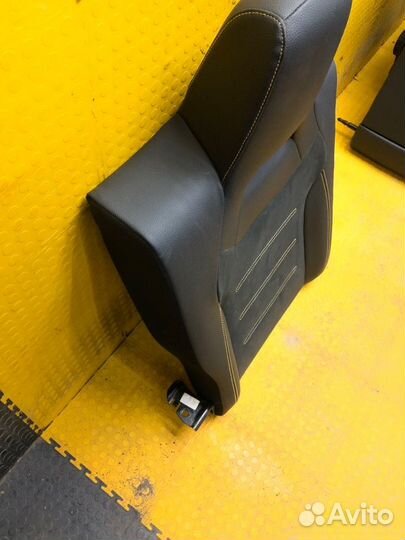Сидение заднее правое Mercedes-Benz Cla-Class
