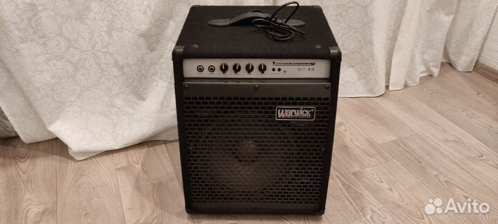 Комбо усилитель для бас-гитары Warwick BC 40