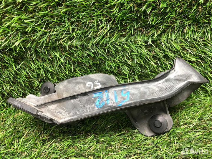 Уплотнитель капота левый Bmw 5 Series F10 N55B30A