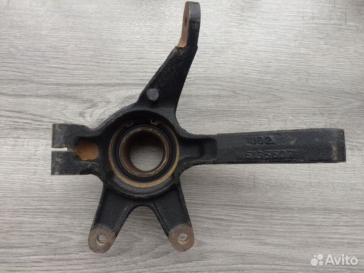 Кулак поворотный Polaris Hawkeye 300 Sportsman 400