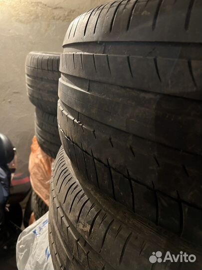 Michelin Pilot Exalto 255/55 R20