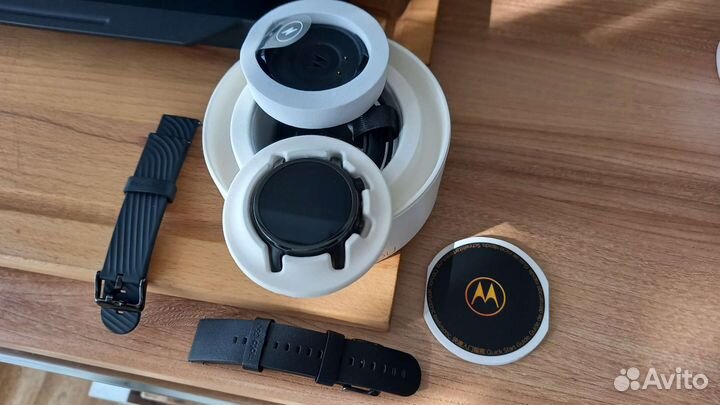 Смарт-часы Motorola Moto 360 3rd Gen Phantom Black