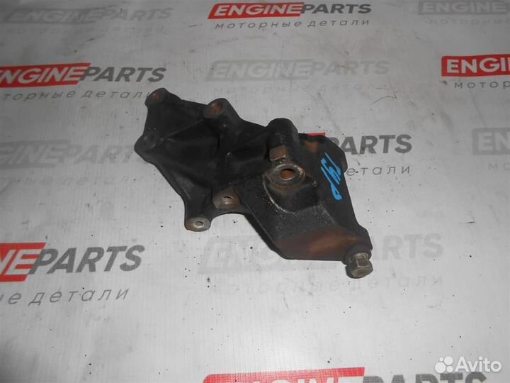 Кронштейн насоса гур Nissan Vanette Serena kbnc23