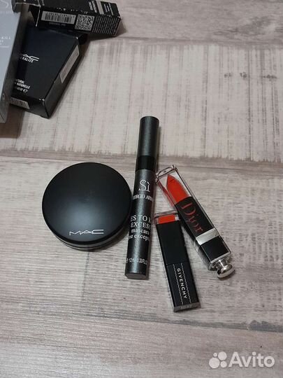 Тинт Dior и Givenchy