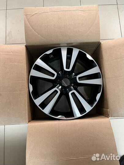 Литые диски r17 на весту cross