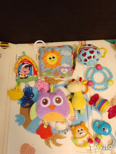 Погремушки для малыша