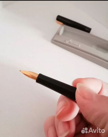 Перьевая ручка parker