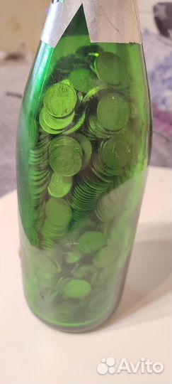 Нумизматика монеты в бутылке шампанского СССР