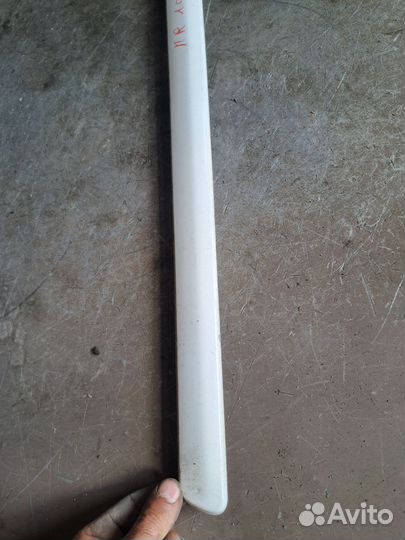 Молдинг двери передний правый Chevrolet Lacetti