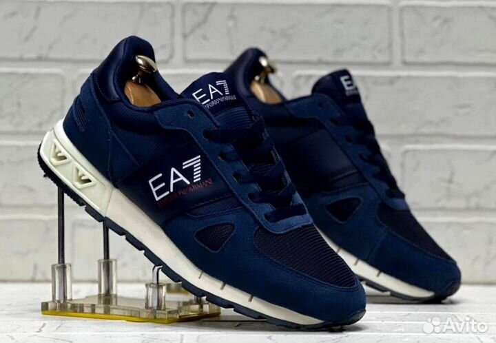 Кроссовки Armani