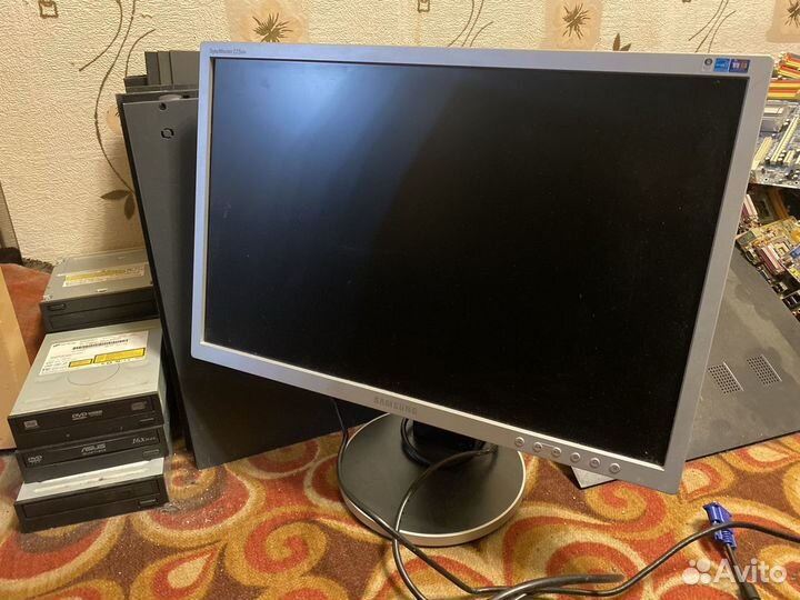Мониторы 17-22 дюймовые