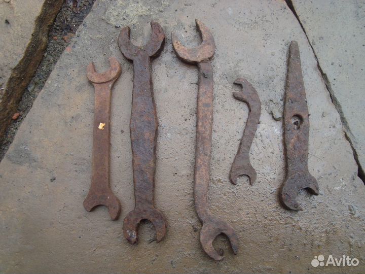 Старинный хозяйственный инструмент