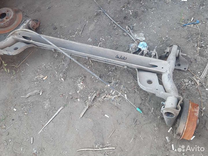 Балка Renault clio symbol