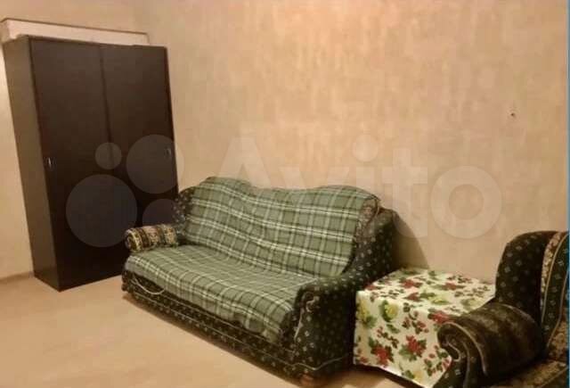 2-к. квартира, 58 м², 2/4 эт.