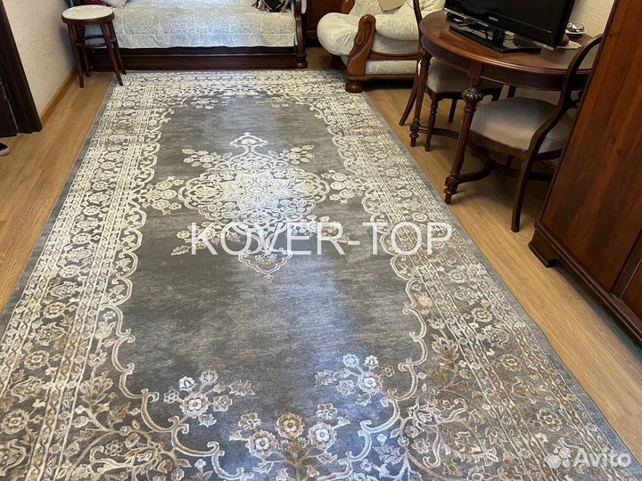 Ковер классический