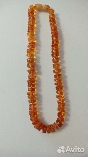 Детские бусы из янтаря