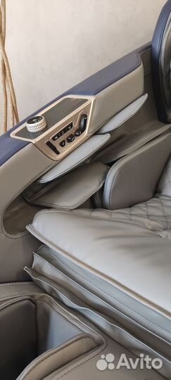 Массажное кресло Rovos 775