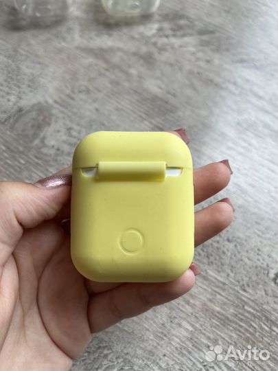 Чехол на airpods 1/2