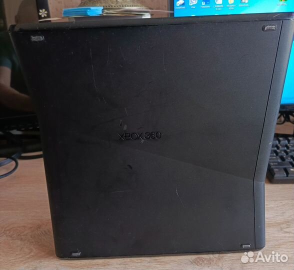 Xbox 360S прошит RGH 3