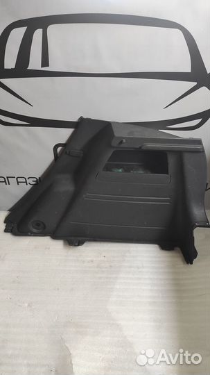 Обшивка багажника правая Hyundai Getz
