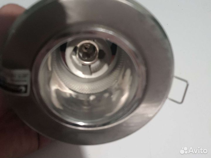 Точечные встраиваемые светильники